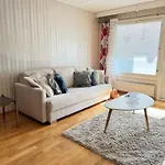 Ilona Apartment, Escape 2 דירה