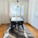דירה Ilona Apartment, Escape 2 *