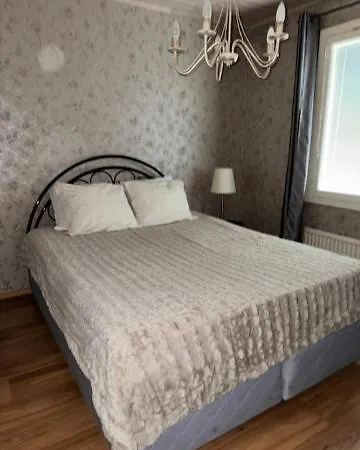 Ilona Apartment, Escape 2 アパート コトカ