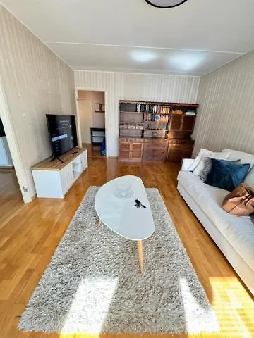 Ilona Apartment, Escape 2 דירה